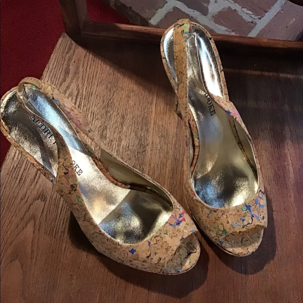 Sexy Platform Multi colored sling back high heels🔥 - Picture 4 of 7